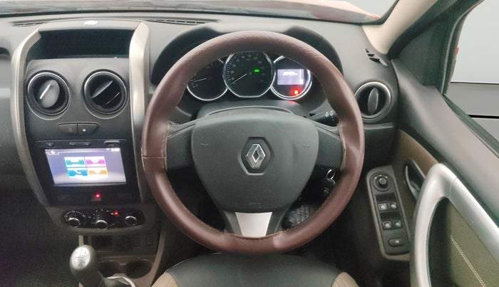2019 Renault Duster RXS PETROL, Petrol, Manual, 20,401 km, Steering Wheel Close Up