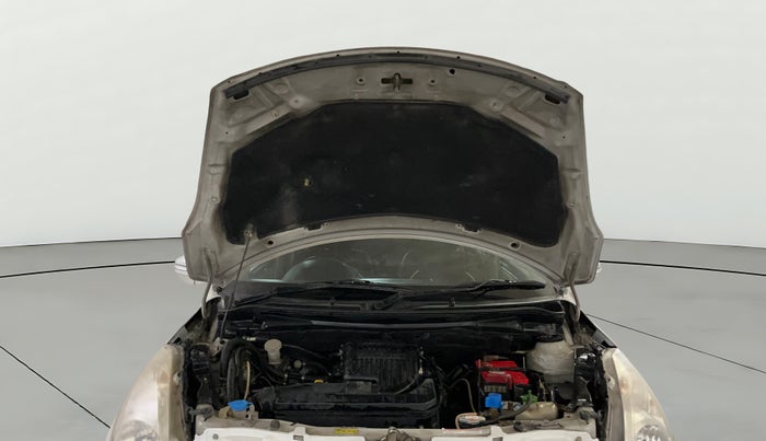 2015 Maruti Swift Dzire VXI, CNG, Manual, 1,04,551 km, Open Bonet