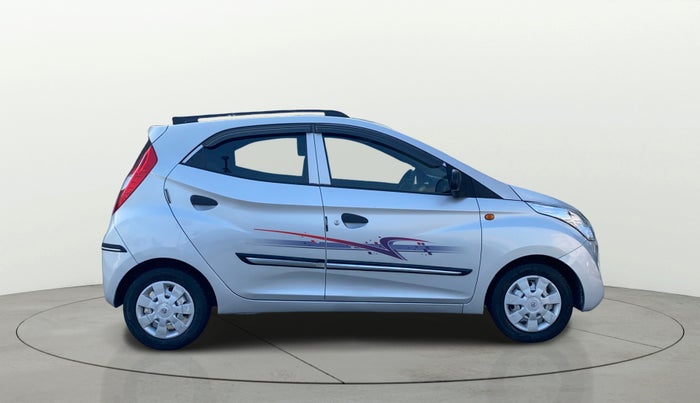 2017 Hyundai Eon ERA +, Petrol, Manual, 14,932 km, Right Side View