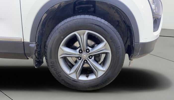 2021 Tata Harrier XZA 2.0L, Diesel, Automatic, 52,858 km, Right Front Wheel