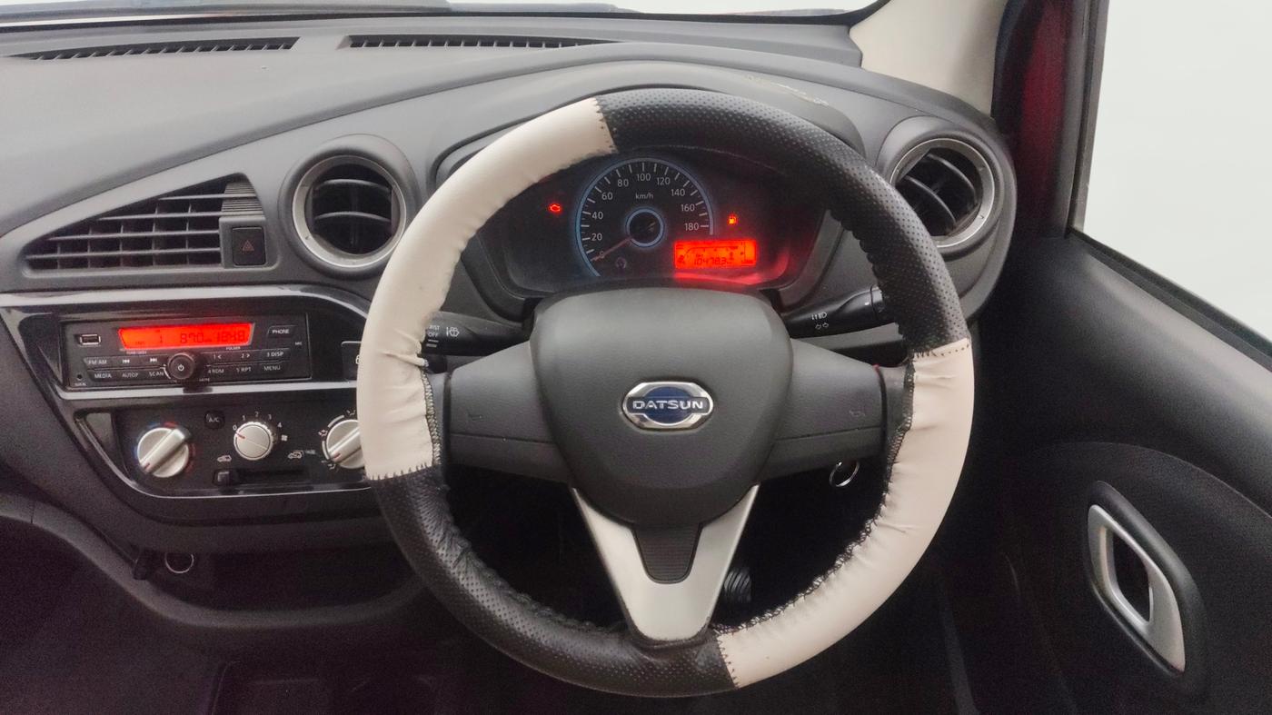 2018 Datsun Redi Go T(O) 1.0, Petrol, Manual, 1,04,849 km, Steering Wheel Close Up