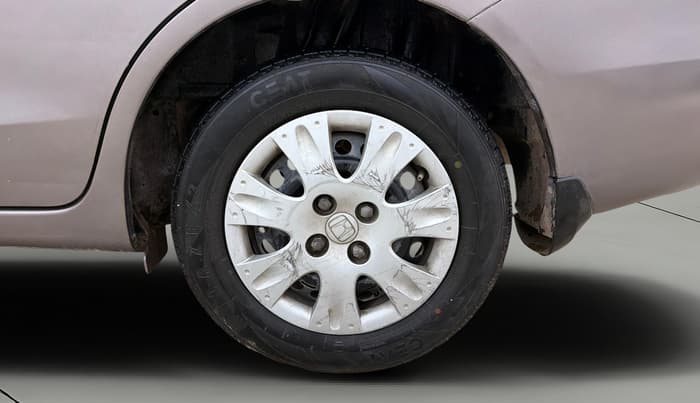 2015 Honda Amaze 1.2L I-VTEC S, Petrol, Manual, 1,09,519 km, Left Rear Wheel