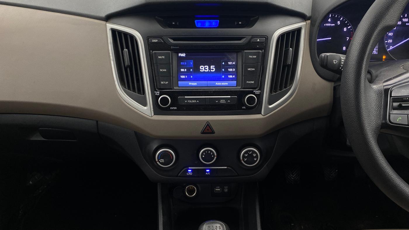 2017 Hyundai Creta E PLUS 1.6 PETROL, Petrol, Manual, 35,825 km, Air Conditioner