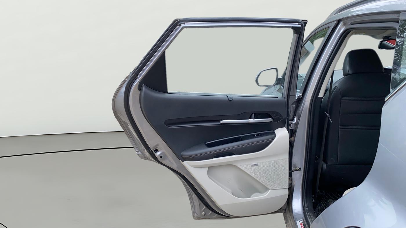 2021 KIA SONET HTX PLUS 1.0 IMT, Petrol, Manual, 70,037 km, LHS Rear Door