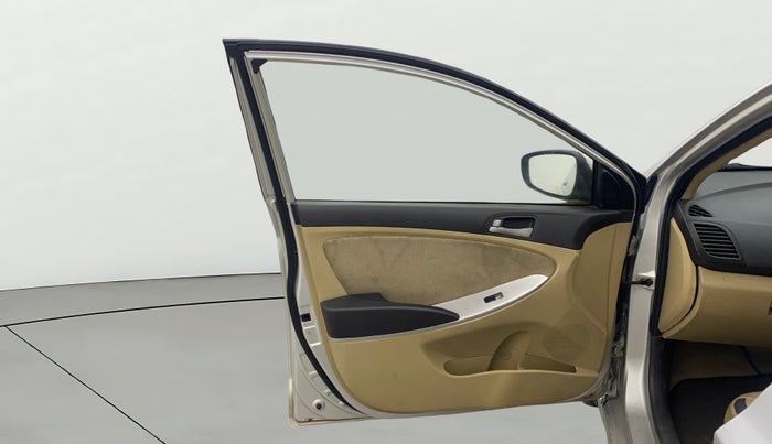 2012 Hyundai Verna FLUIDIC 1.4 VTVT, Petrol, Manual, 1,40,443 km, LHS Front Door