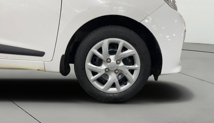 2018 Hyundai Grand i10 SPORTZ 1.2 KAPPA VTVT, Petrol, Manual, 42,162 km, Right Front Wheel