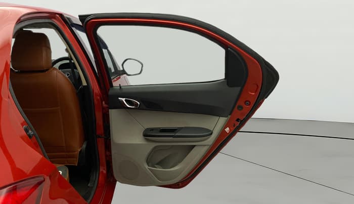 2018 Tata Tiago XZ PETROL, Petrol, Manual, 65,737 km, RHS Rear Door