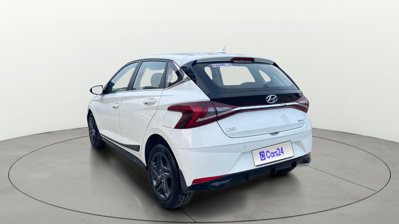 2022 Hyundai NEW I20 Sportz 1.2 IVT, Petrol, Automatic, 20,494 km, Left Back Diagonal