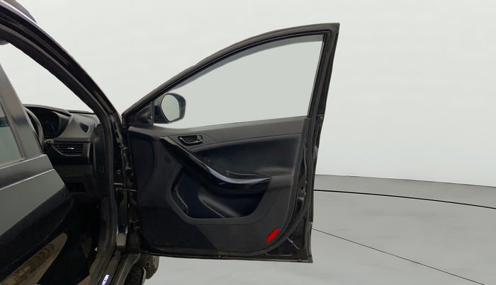 2022 Tata NEXON XZ PLUS PETROL DARK EDITION, Petrol, Manual, 15,038 km, RHS Front Door