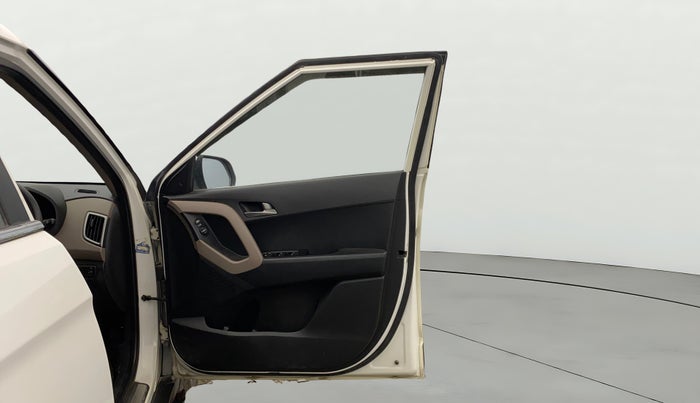 2015 Hyundai Creta SX PLUS 1.6 PETROL, Petrol, Manual, 69,803 km, RHS Front Door