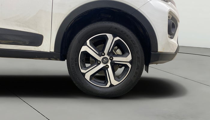 2023 Tata NEXON XZ PLUS PETROL, Petrol, Manual, 39,809 km, Right Front Wheel
