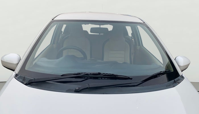 2014 Honda Brio S MT, Petrol, Manual, 37,900 km, Front Windshield