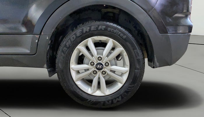 2016 Hyundai Creta SX PLUS 1.6 PETROL, Petrol, Manual, 61,816 km, Left Rear Wheel