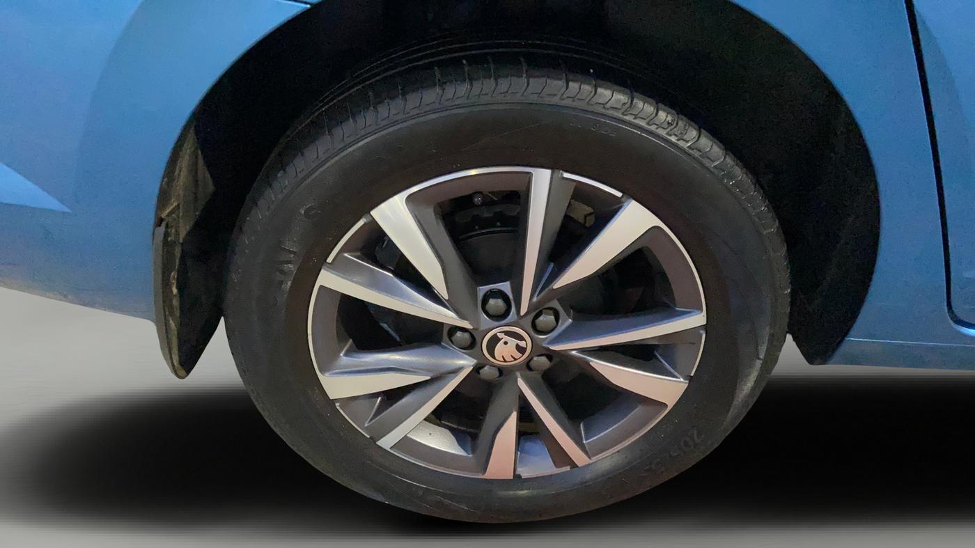 2022 Skoda SLAVIA STYLE 1.5L TSI DSG, Petrol, Automatic, 69,671 km, Right Rear Wheel