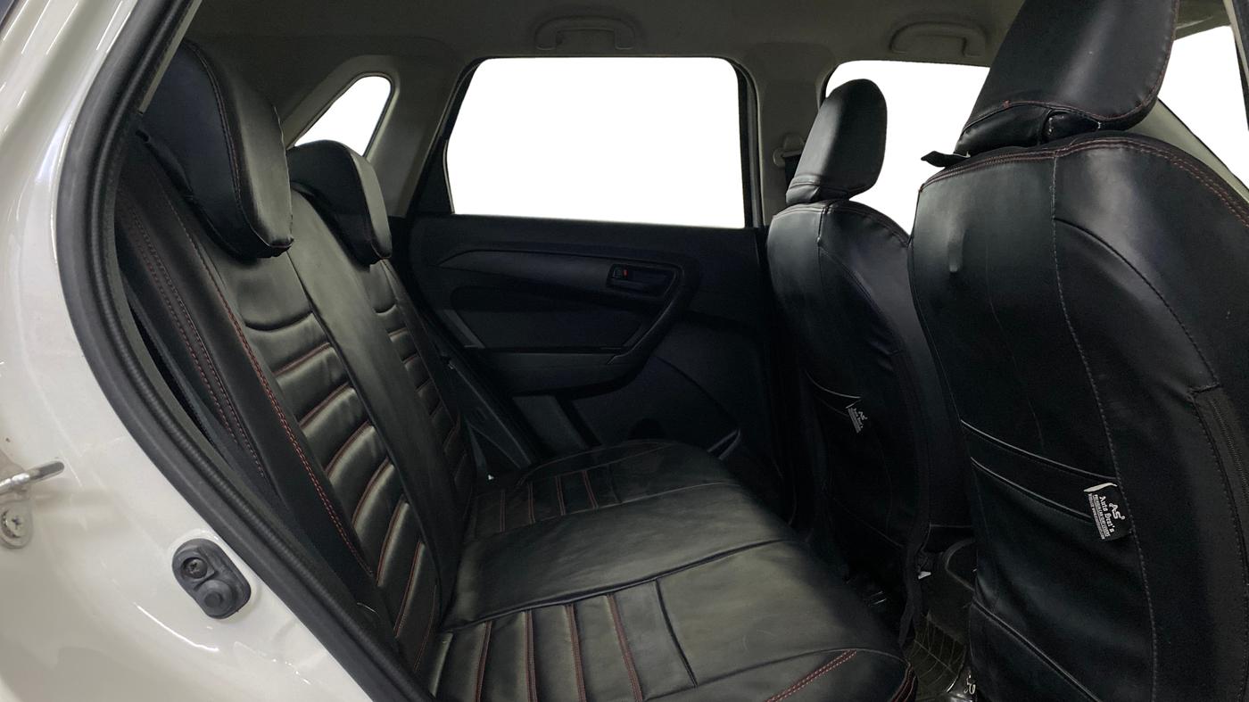 2020 Maruti Vitara Brezza VXI, Petrol, Manual, 29,366 km, Right Side Rear Door Cabin