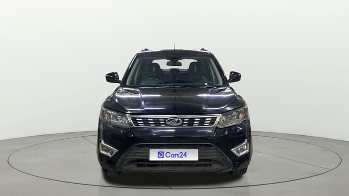 2020 Mahindra XUV300 W6 1.2 PETROL, Petrol, Manual, 83,760 km, Front
