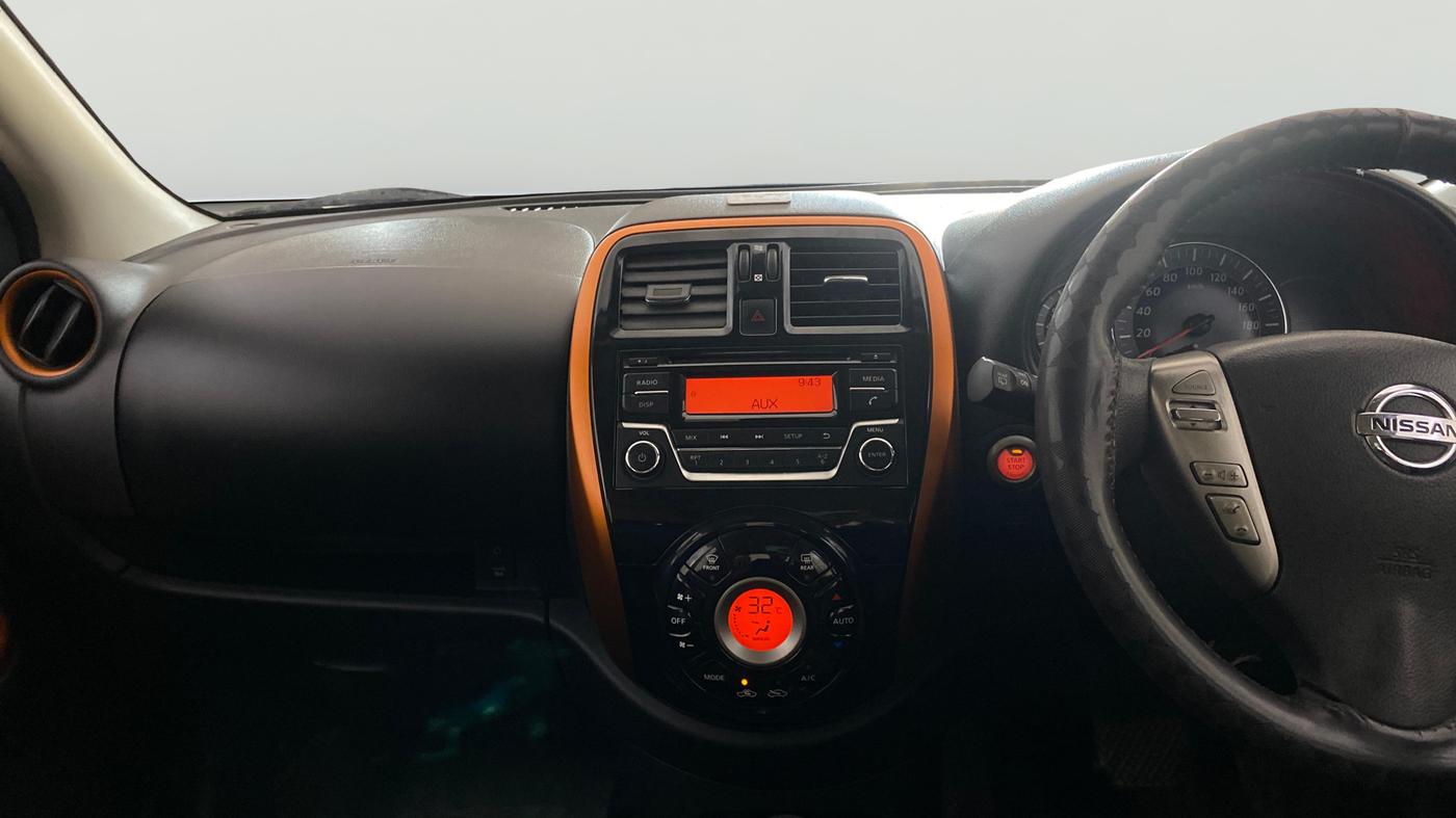 2017 Nissan Micra XV CVT, Petrol, Automatic, 37,022 km, Air Conditioner