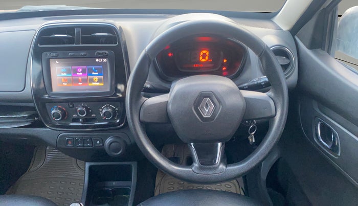 2018 Renault Kwid RXT 1.0 (O), Petrol, Manual, 29,574 km, Steering Wheel Close Up