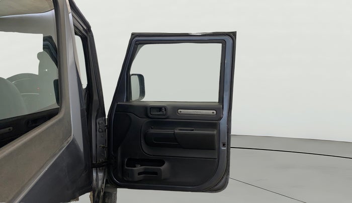 2022 Mahindra Thar LX HARD TOP 4WD MT, Diesel, Manual, 72,179 km, RHS Front Door