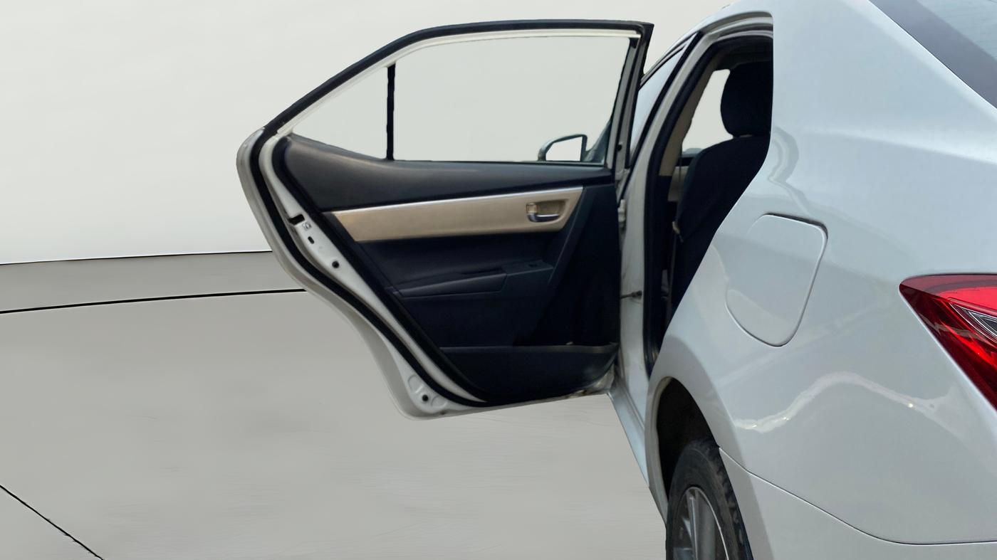 2014 Toyota Corolla Altis GL DIESEL, Diesel, Manual, 1,49,172 km, LHS Rear Door