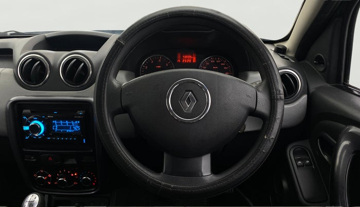 2014 Renault Duster RXE PETROL, Petrol, Manual, 43,030 km, Steering Wheel Close Up