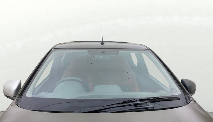 2018 Renault Kwid RXT 1.0, Petrol, Manual, 74,341 km, Front Windshield