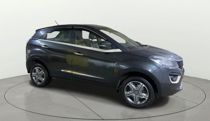 2017 Tata NEXON XM PETROL, Petrol, Manual, 50,483 km, SRP