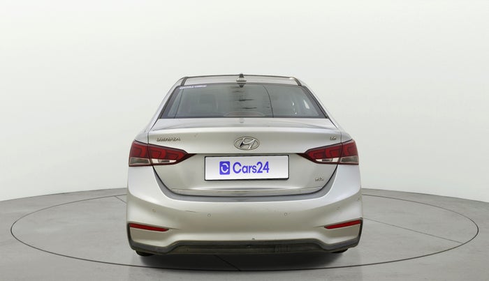 2017 Hyundai Verna 1.6 VTVT SX O, Petrol, Manual, 85,565 km, Back/Rear