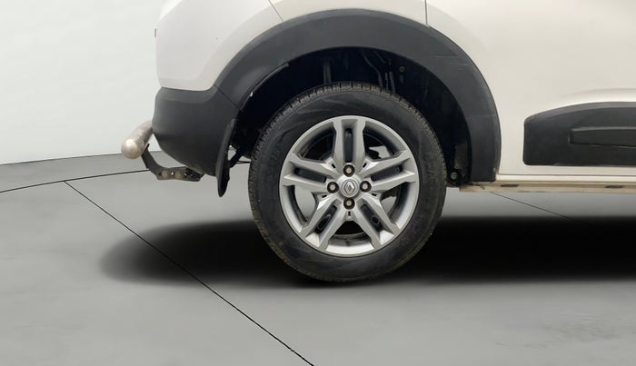 2022 Renault TRIBER RXZ, Petrol, Manual, 19,413 km, Right Rear Wheel