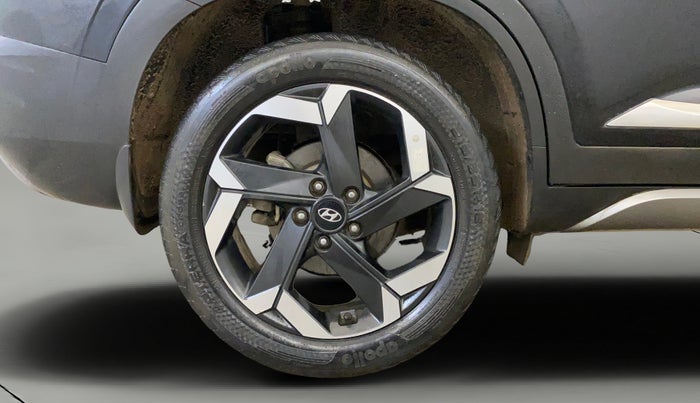 2021 Hyundai ALCAZAR PLATINUM 2.0 MT 7STR, Petrol, Manual, 38,444 km, Right Rear Wheel