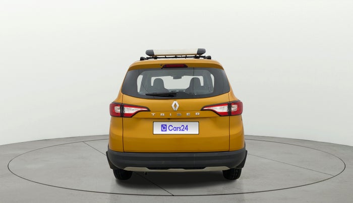 2023 Renault TRIBER RXZ AMT, Petrol, Automatic, 15,606 km, Back/Rear