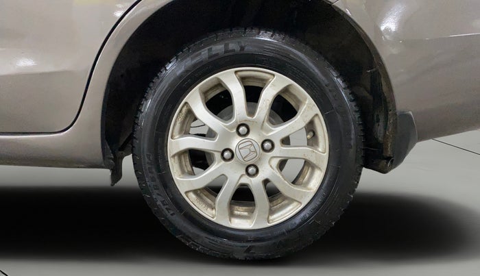 2016 Honda Amaze 1.2L I-VTEC VX AT, Petrol, Automatic, 57,126 km, Left Rear Wheel