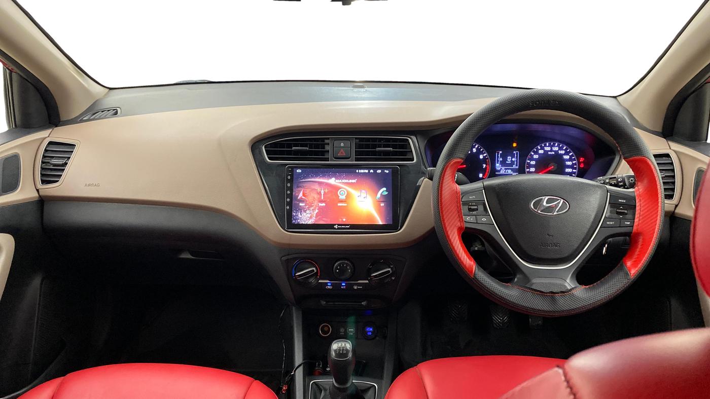 2020 Hyundai Elite i20 SPORTZ PLUS 1.2, Petrol, Manual, 75,407 km, Dashboard
