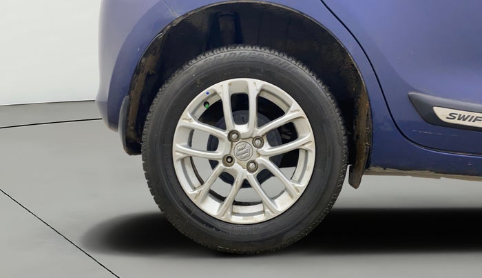 2022 Maruti Swift ZXI AMT, Petrol, Automatic, 31,362 km, Right Rear Wheel