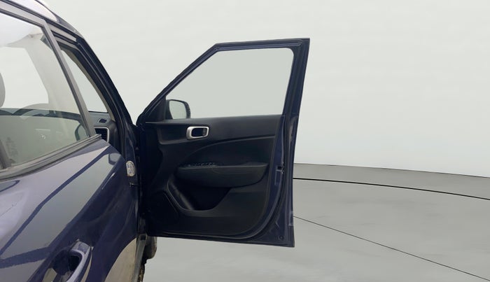 2020 Hyundai VENUE SX 1.0 TURBO, Petrol, Manual, 35,314 km, RHS Front Door