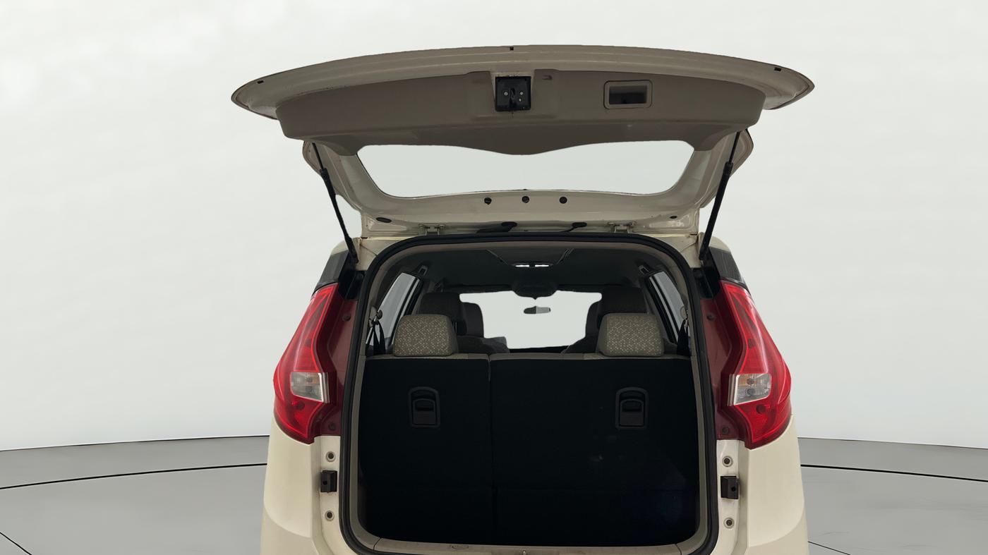 2021 Mahindra MARAZZO M 6 + 7 STR, Diesel, Manual, 79,760 km, Boot Door Open