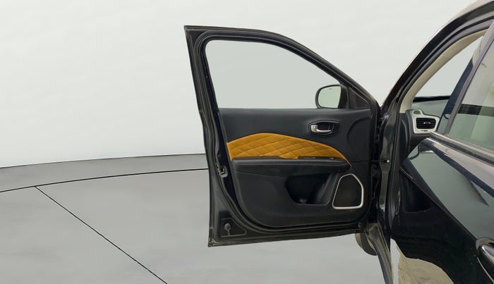 2020 Jeep Compass SPORT PLUS 2.0 DIESEL, Diesel, Manual, 63,907 km, LHS Front Door