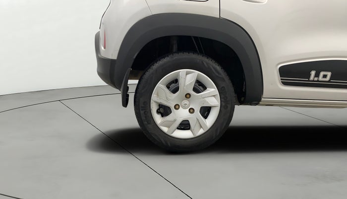 2022 Renault Kwid RXL 1.0 AMT, Petrol, Automatic, 49,984 km, Right Rear Wheel