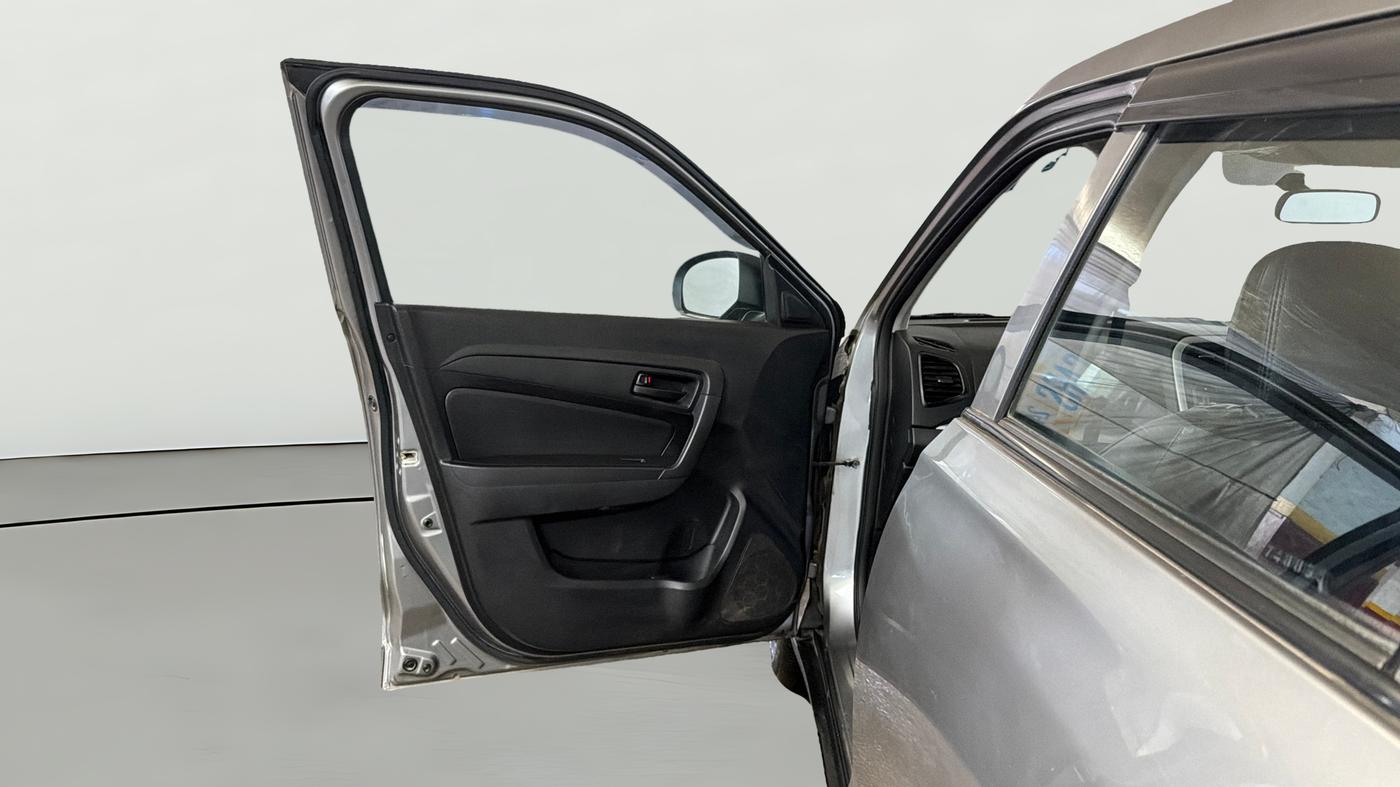 2021 Maruti Vitara Brezza LXI, Petrol, Manual, 22,583 km, LHS Front Door