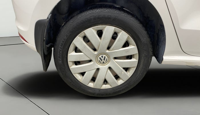 2015 Volkswagen Polo COMFORTLINE 1.2L, Petrol, Manual, 71,767 km, Right Rear Wheel