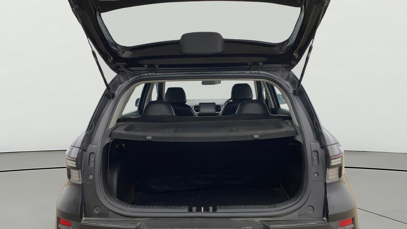 2022 Hyundai VENUE S(O) 1.2, Petrol, Manual, 88,780 km, Boot Open Zoomed View