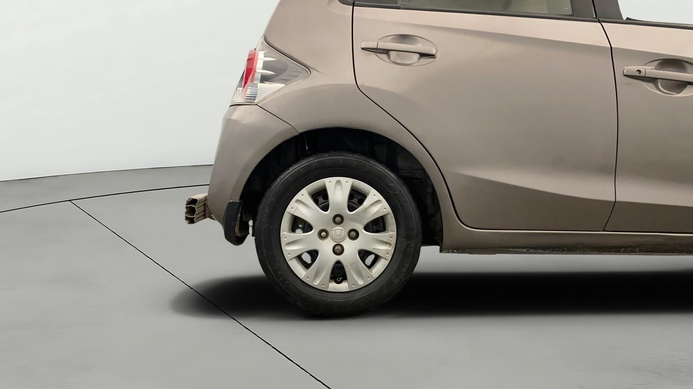 2013 Honda Brio S MT, Petrol, Manual, 97,701 km, Right Rear Wheel