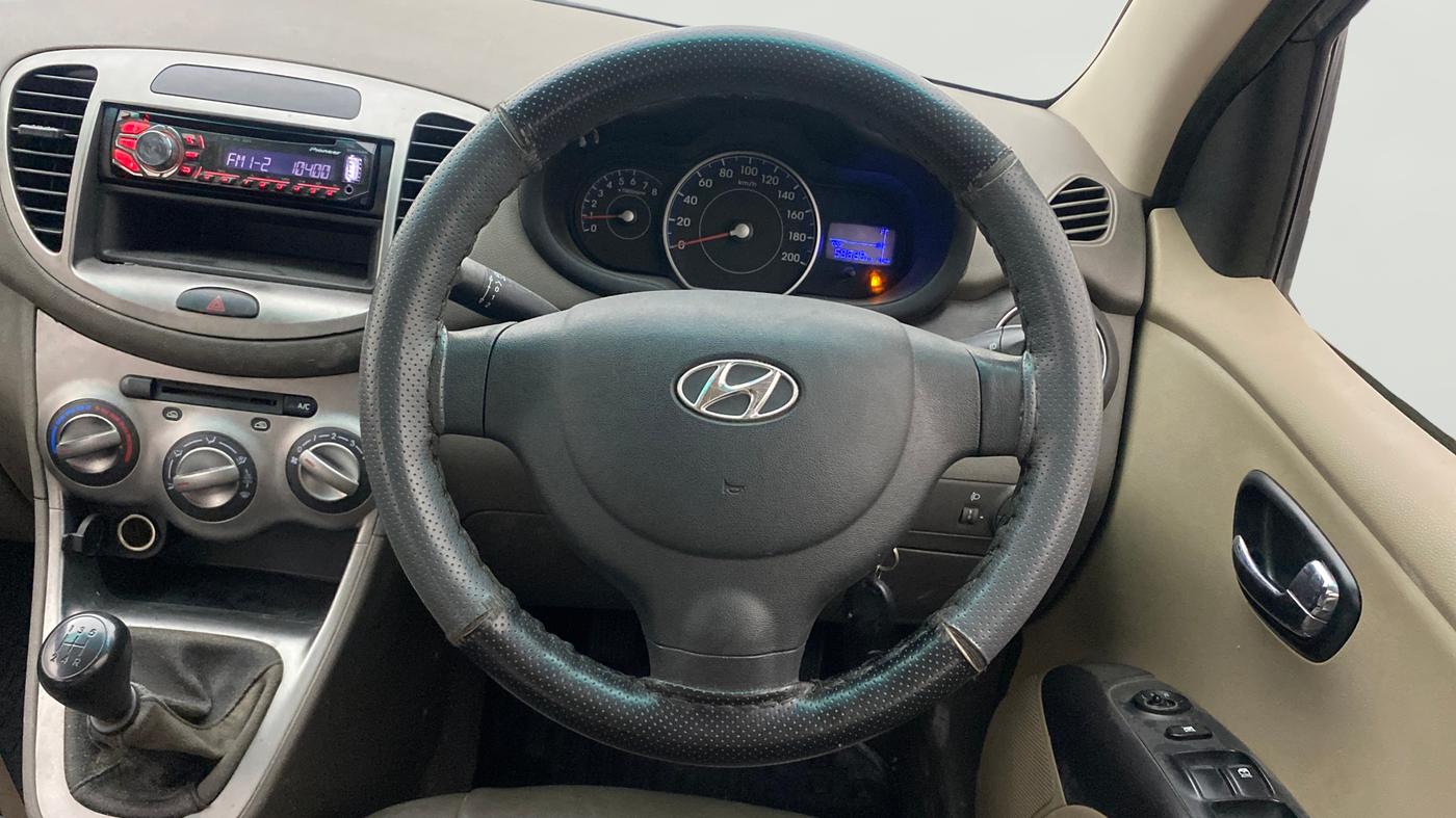 2013 Hyundai i10 MAGNA 1.2, Petrol, Manual, 59,587 km, Steering Wheel Close Up