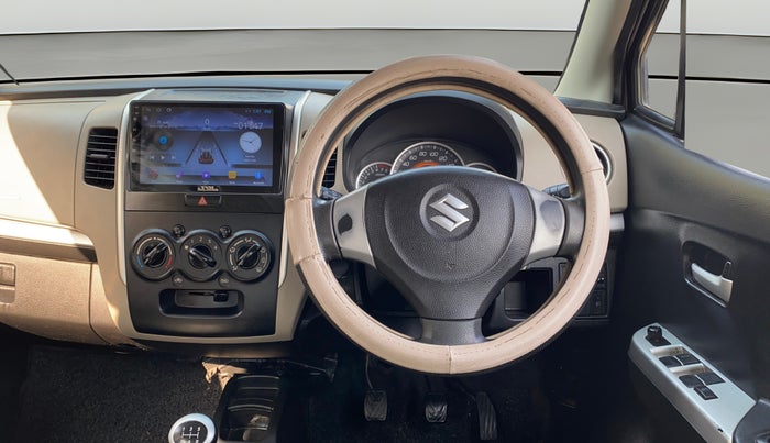 2015 Maruti Wagon R 1.0 VXI, Petrol, Manual, 80,292 km, Steering Wheel Close Up