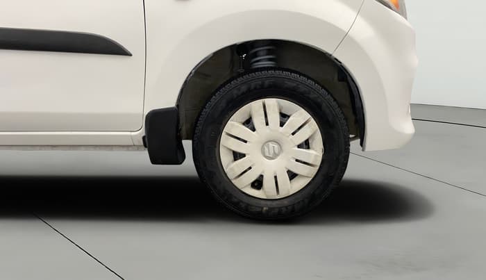 2016 Maruti Alto 800 VXI AIRBAG, Petrol, Manual, 1,37,411 km, Right Front Wheel