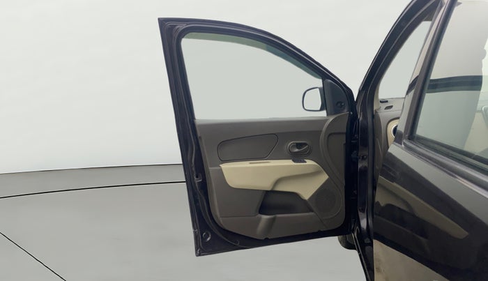 2015 Renault Lodgy 110 PS RXL 8STR, Diesel, Manual, 53,119 km, LHS Front Door