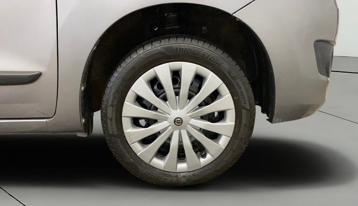 2014 Maruti Wagon R 1.0 VXI, Petrol, Manual, 64,178 km, Right Front Wheel