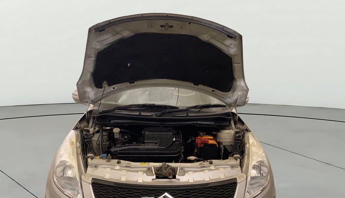 2015 Maruti Swift LXI (O), Petrol, Manual, 42,700 km, Open Bonet