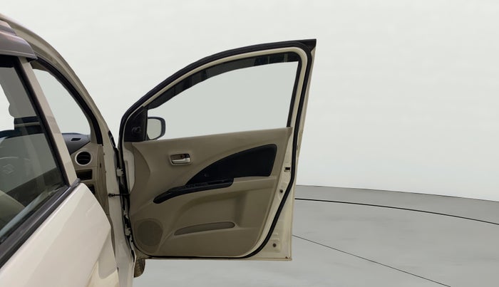 2014 Maruti Celerio VXI, CNG, Manual, 73,177 km, RHS Front Door