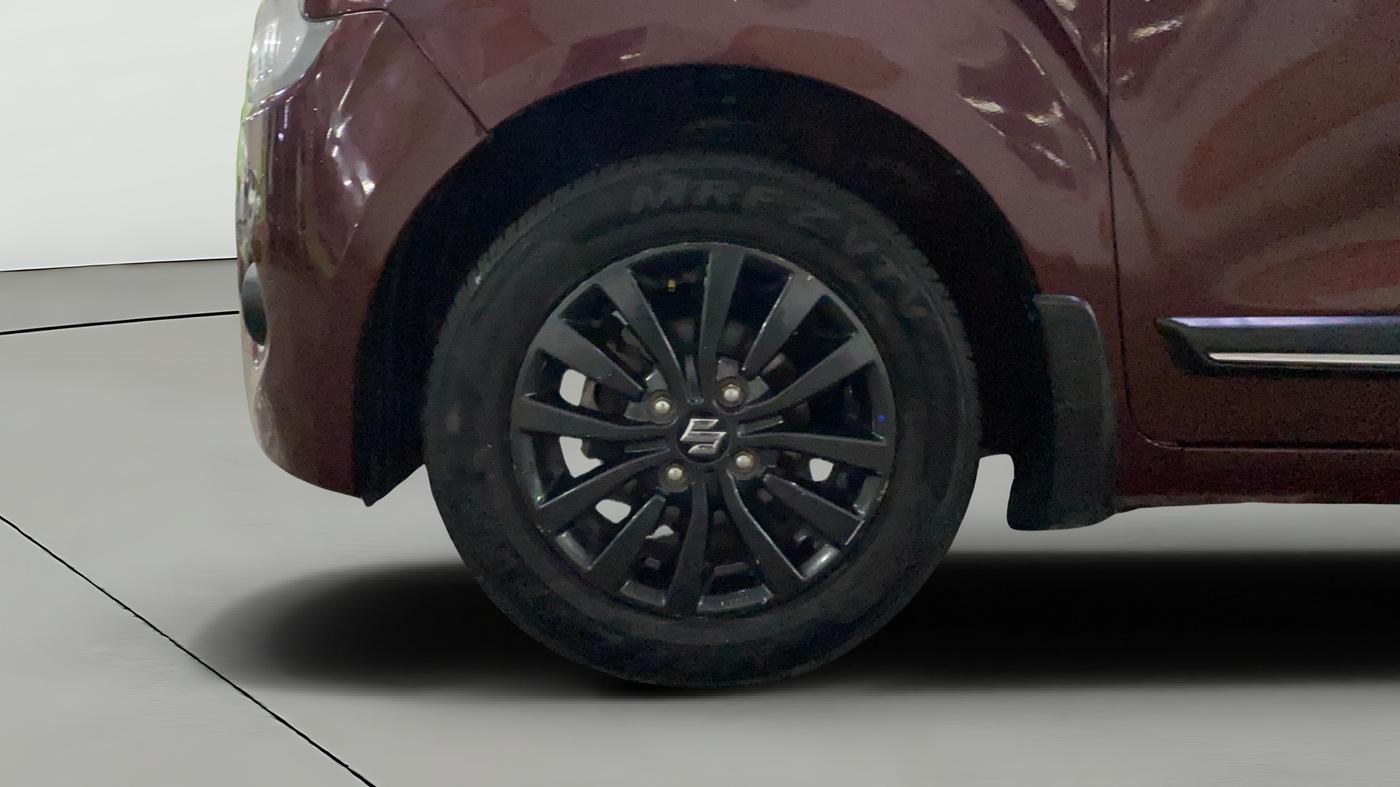 2022 Maruti New Wagon-R ZXI PLUS 1.2 AMT DUAL TONE, Petrol, Automatic, 46,396 km, Left Front Wheel